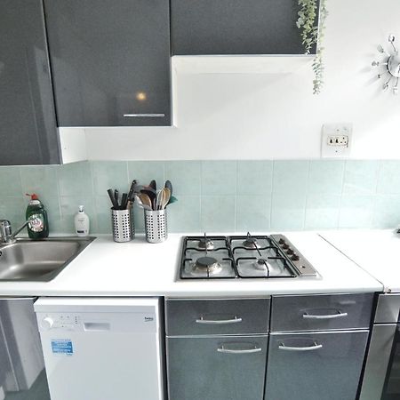 Garden Tower Flat Apartment ลอนดอน ภายนอก รูปภาพ