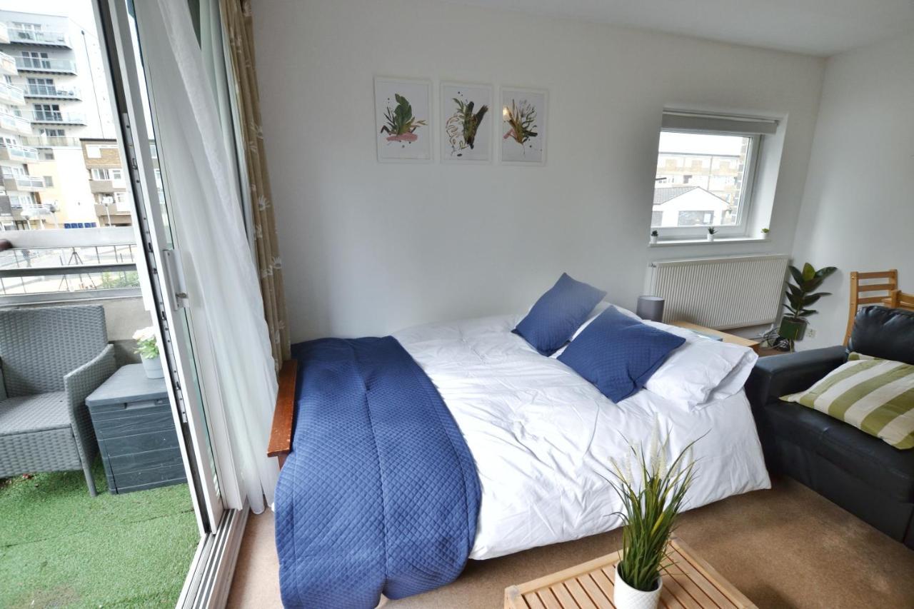 Garden Tower Flat Apartment ลอนดอน ภายนอก รูปภาพ